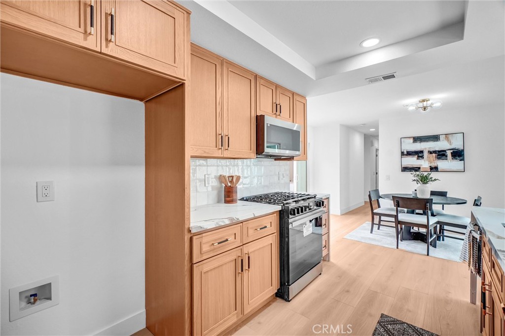 14332 Pinewood Road Tustin, CA 92780 - Photo 21 of 56