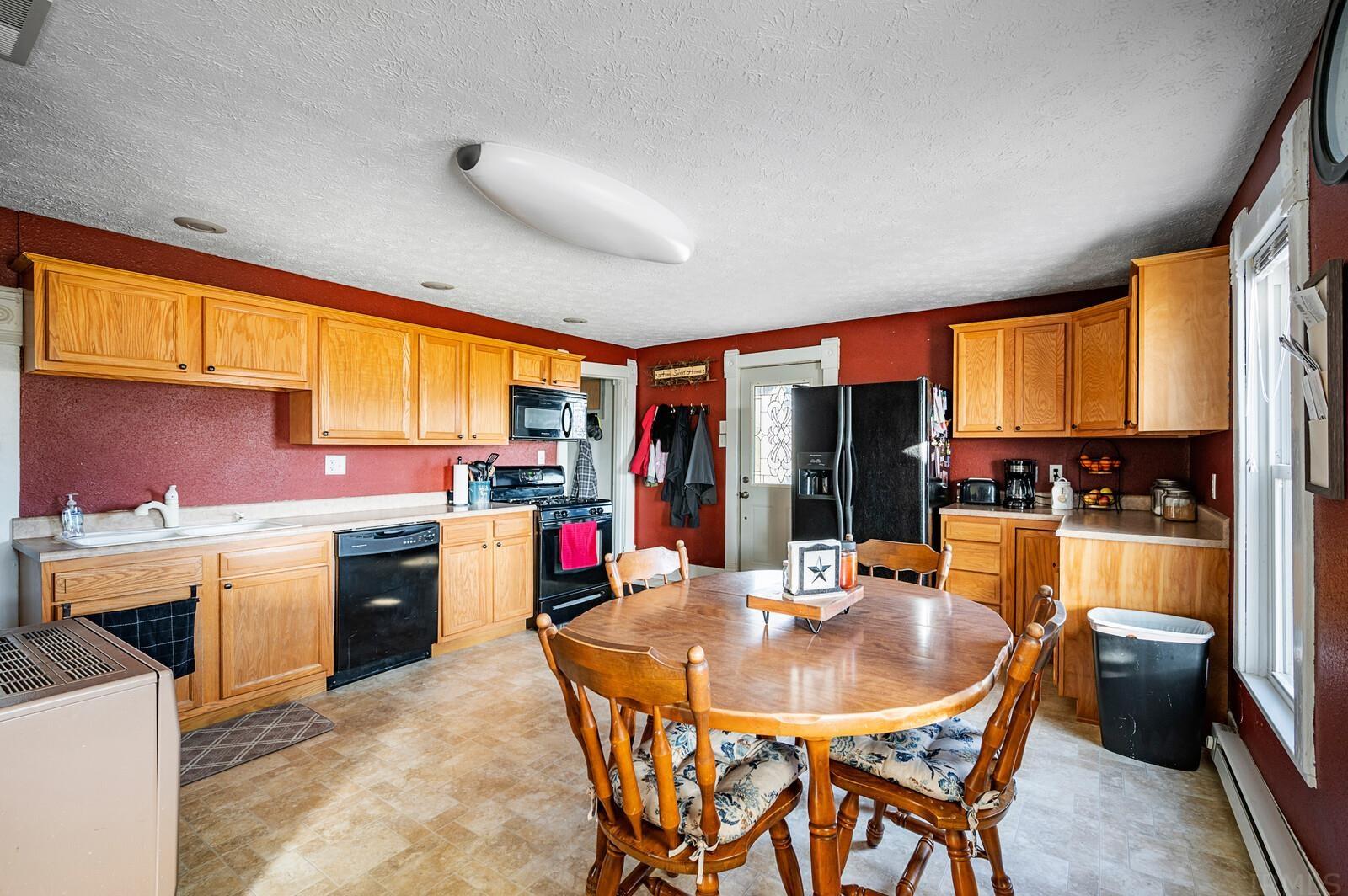 9626 West West Base Road Farmland, IN 47340 - Photo 13 of 23 Gallery Image 13