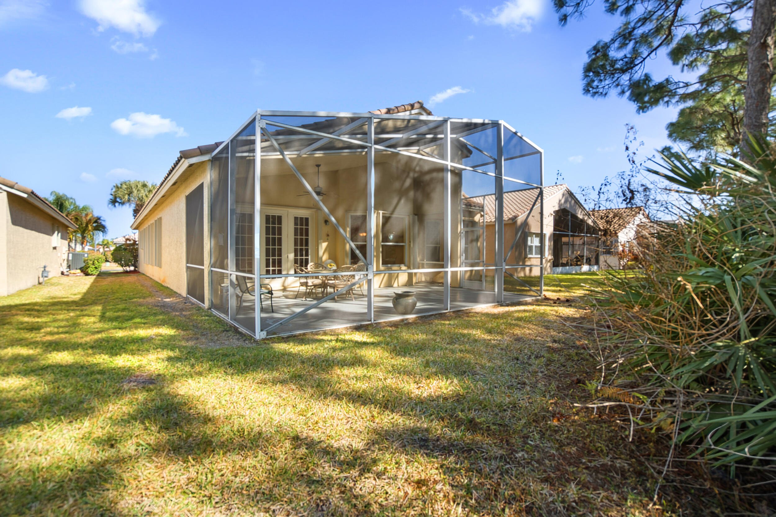 333 Springview Loop Port St. Lucie, FL 34986 - Photo 40 of 76 Screened Lanai