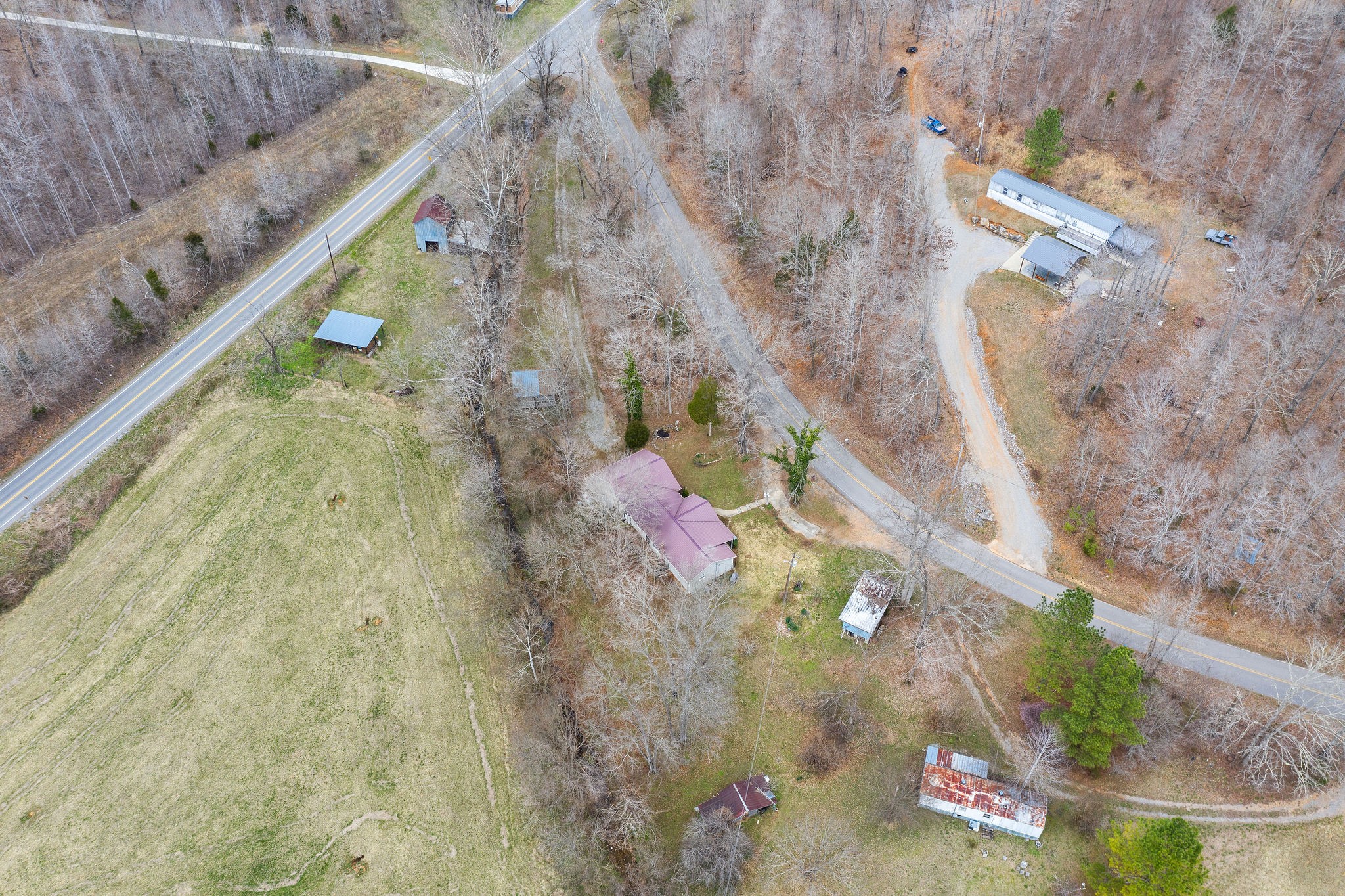 1860 McWhorter Road Cunningham, TN 37052 - Photo 5 of 38