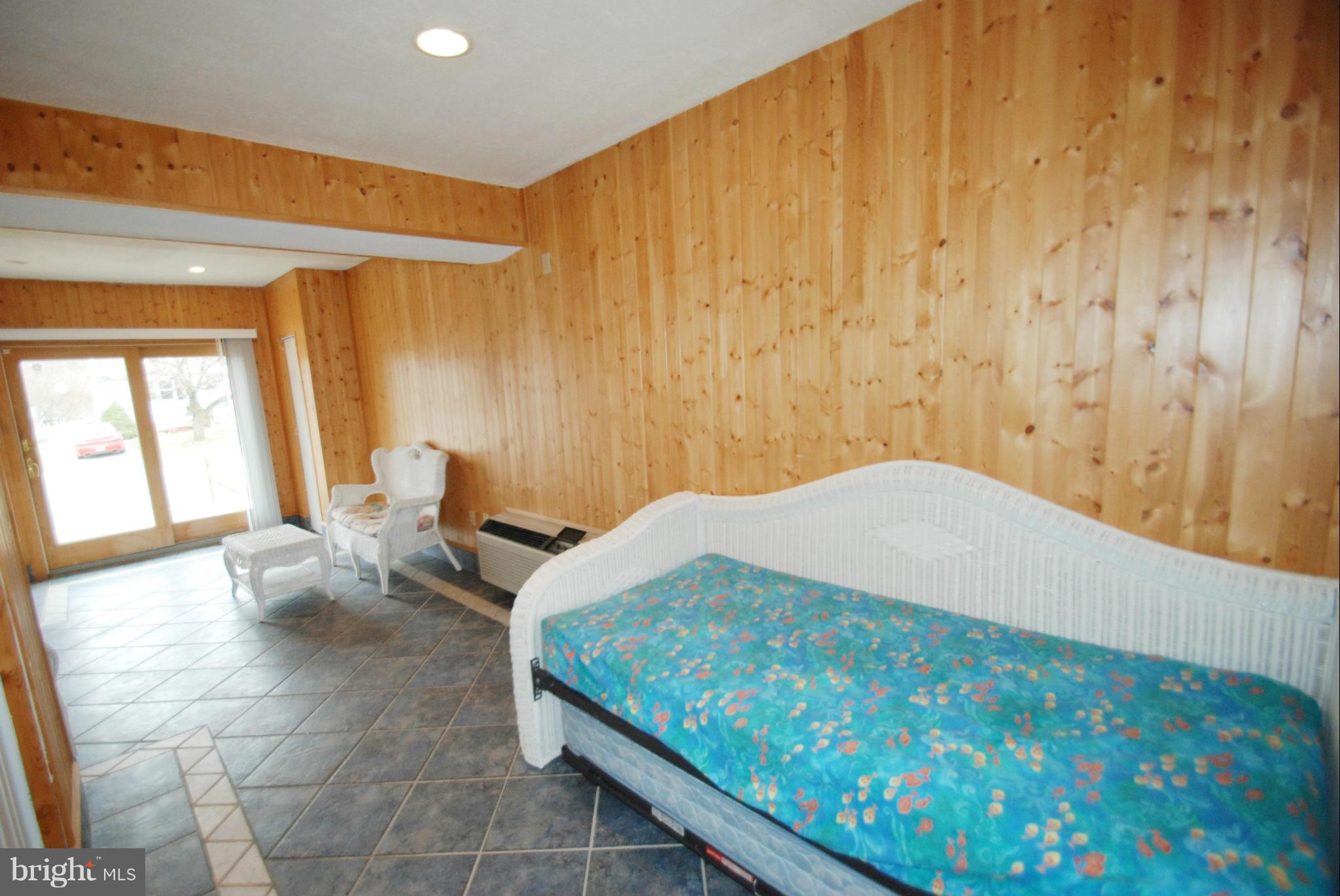 7754 Notley Road Pasadena, MD 21122 - Photo 21 of 30 3rd Bedroom