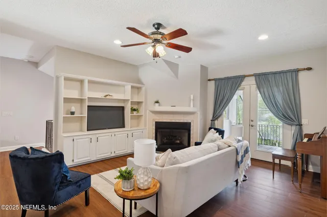 $1,199,000 | 654 Queens Harbor Boulevard, Jacksonville, FL 32225