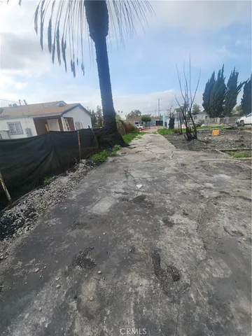 $250,000 | 1433 West 151st Street, Compton, CA 90220