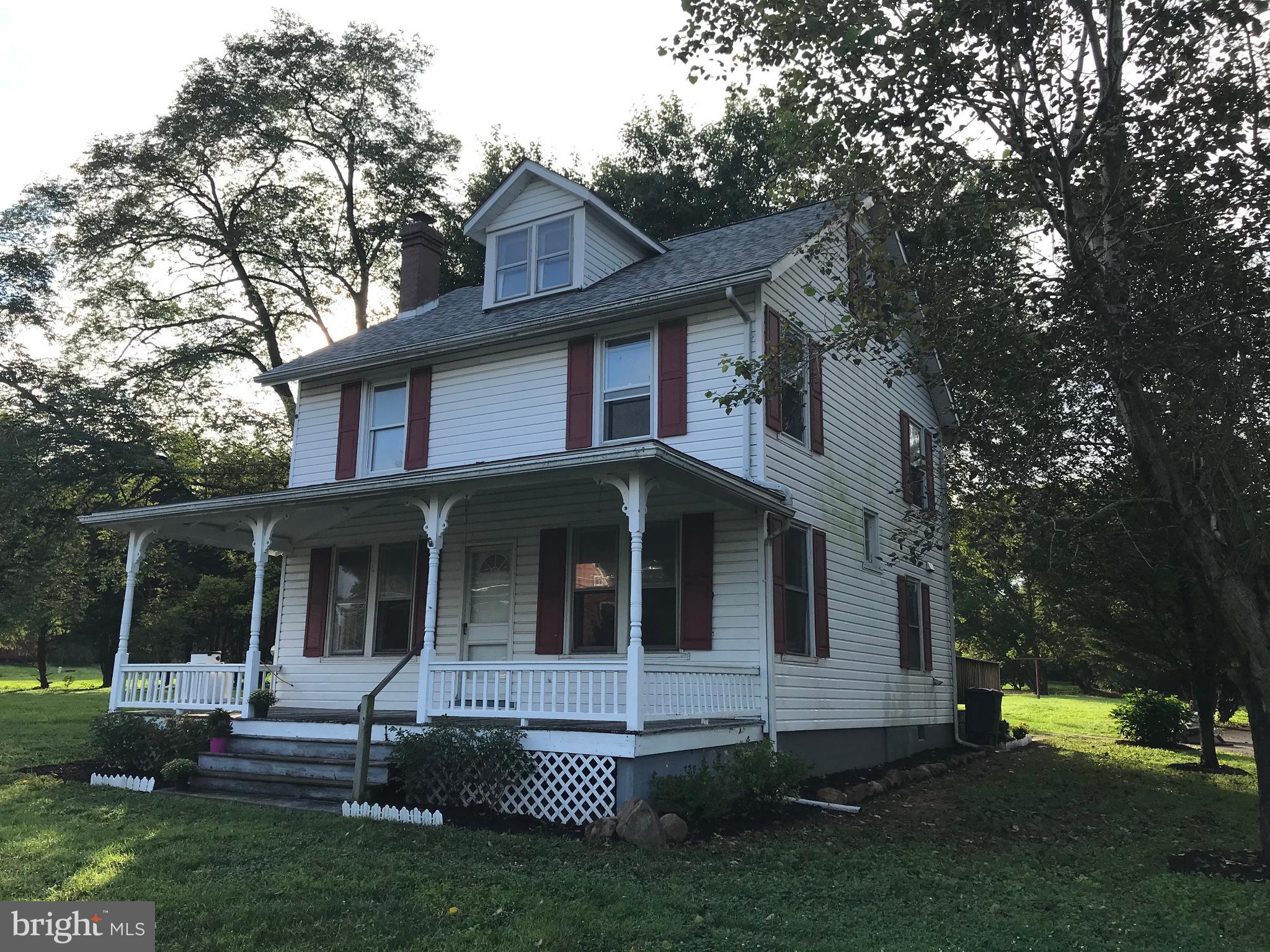2033 Hopewell Road Oxford, PA 19363 - Photo 2 of 19 a view of a house with a yard