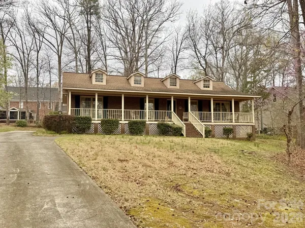 $335,000 | 1848 Sardis Drive, Lancaster, SC 29720
