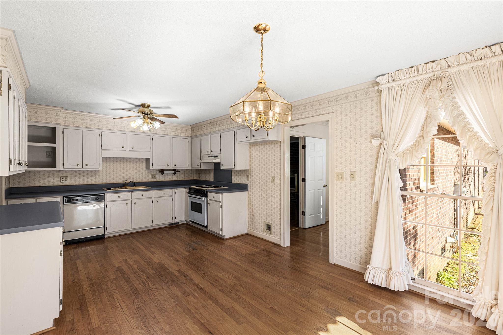 1848 Sardis Drive Lancaster, SC 29720 - Photo 13 of 37