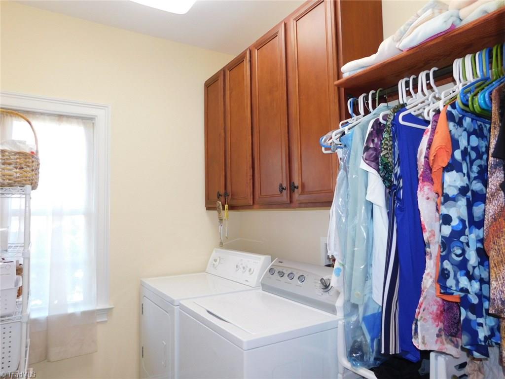 600 Beech Ridge Road Thomasville, NC 27360 - Photo 16 of 24 LAUNDRY