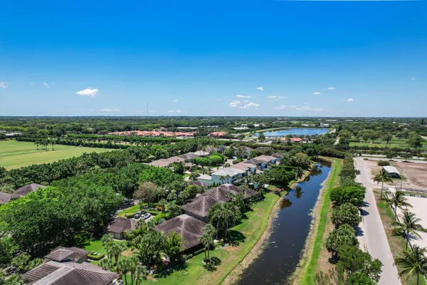 $9,500 | 2835 Polo Island Drive, Unit H103, Wellington, FL 33414