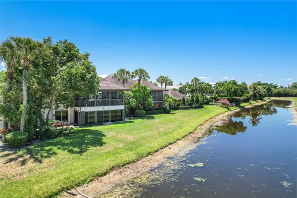 $9,500 | 2835 Polo Island Drive, Unit H103, Wellington, FL 33414