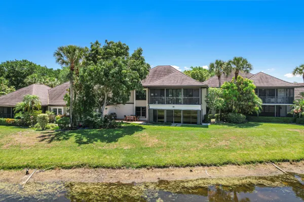 $9,500 | 2835 Polo Island Drive, Unit H103, Wellington, FL 33414
