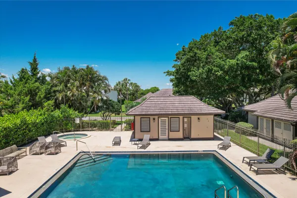 $9,500 | 2835 Polo Island Drive, Unit H103, Wellington, FL 33414