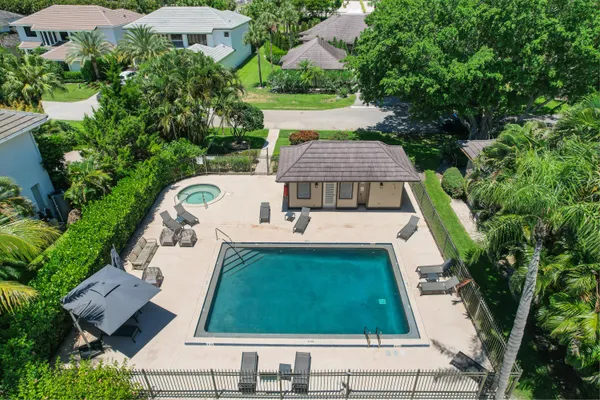 $9,500 | 2835 Polo Island Drive, Unit H103, Wellington, FL 33414