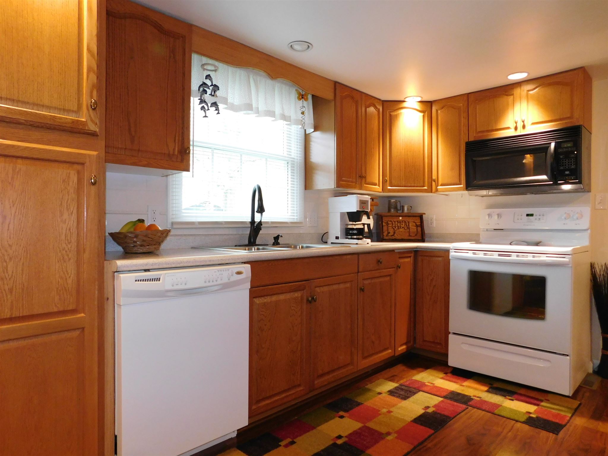 6705 East Cornelius Road Syracuse, IN 46567 - Photo 14 of 36 Gallery Image 14