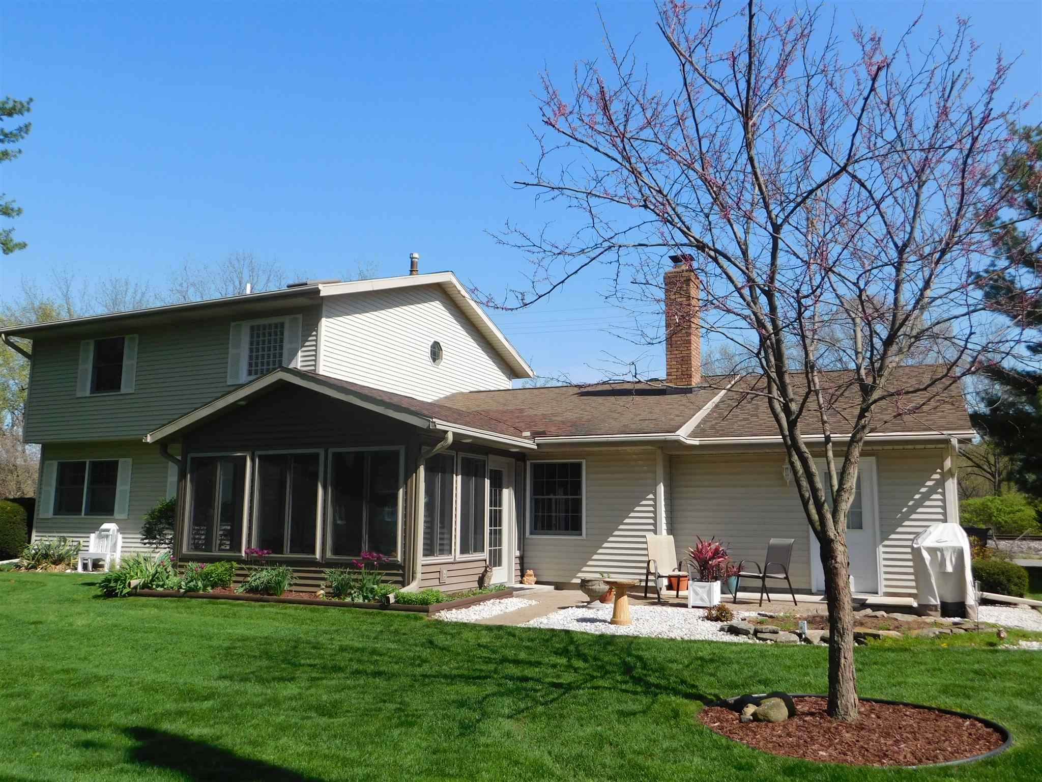 6705 East Cornelius Road Syracuse, IN 46567 - Photo 33 of 36 Gallery Image 33