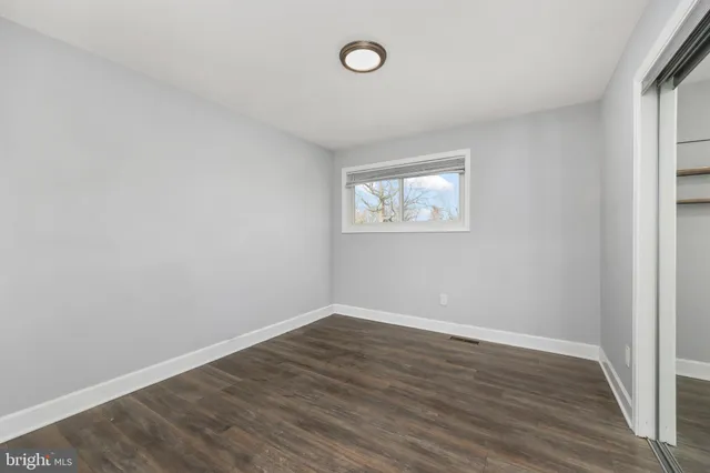 $1,275,000 | 1001 Woods Place, Alexandria, VA 22302