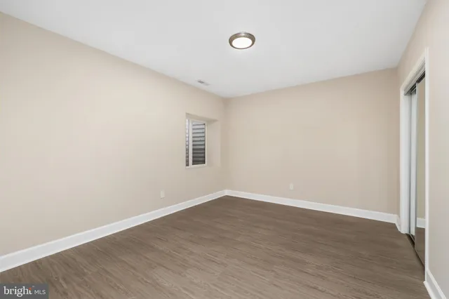 $1,275,000 | 1001 Woods Place, Alexandria, VA 22302