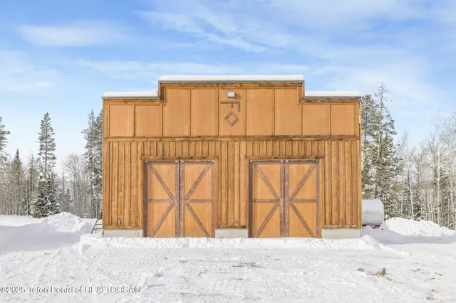 $2,999,000 | 807 Merna North Beaver Road, Daniel, WY 83115