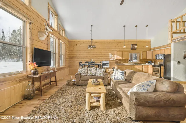$2,999,000 | 807 Merna North Beaver Road, Daniel, WY 83115