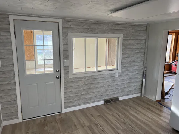 $189,000 | 20 South Main Street, McGregor, MN 55760