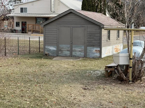 $189,000 | 20 South Main Street, McGregor, MN 55760