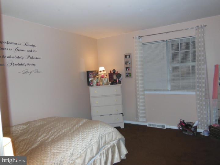 762 Ivyland Road Warminster, PA 18974 - Photo 11 of 17 Gallery Image 11