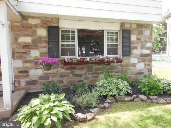 762 Ivyland Road Warminster, PA 18974 - Photo 16 of 17 Gallery Image 16