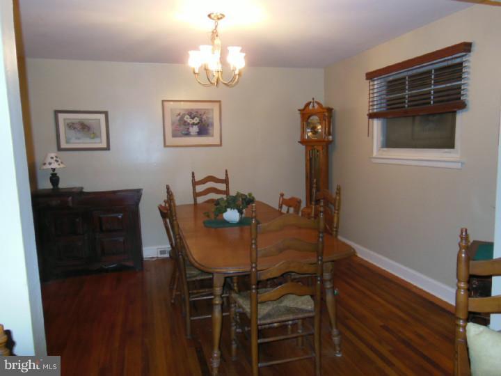 762 Ivyland Road Warminster, PA 18974 - Photo 3 of 17 Gallery Image 3