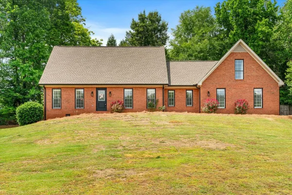 $410,000 | 2654 Foxmore Circle, Dalton, GA 30720