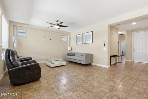 $465,000 | 557 East Laddoos Avenue, San Tan Valley, AZ 85140