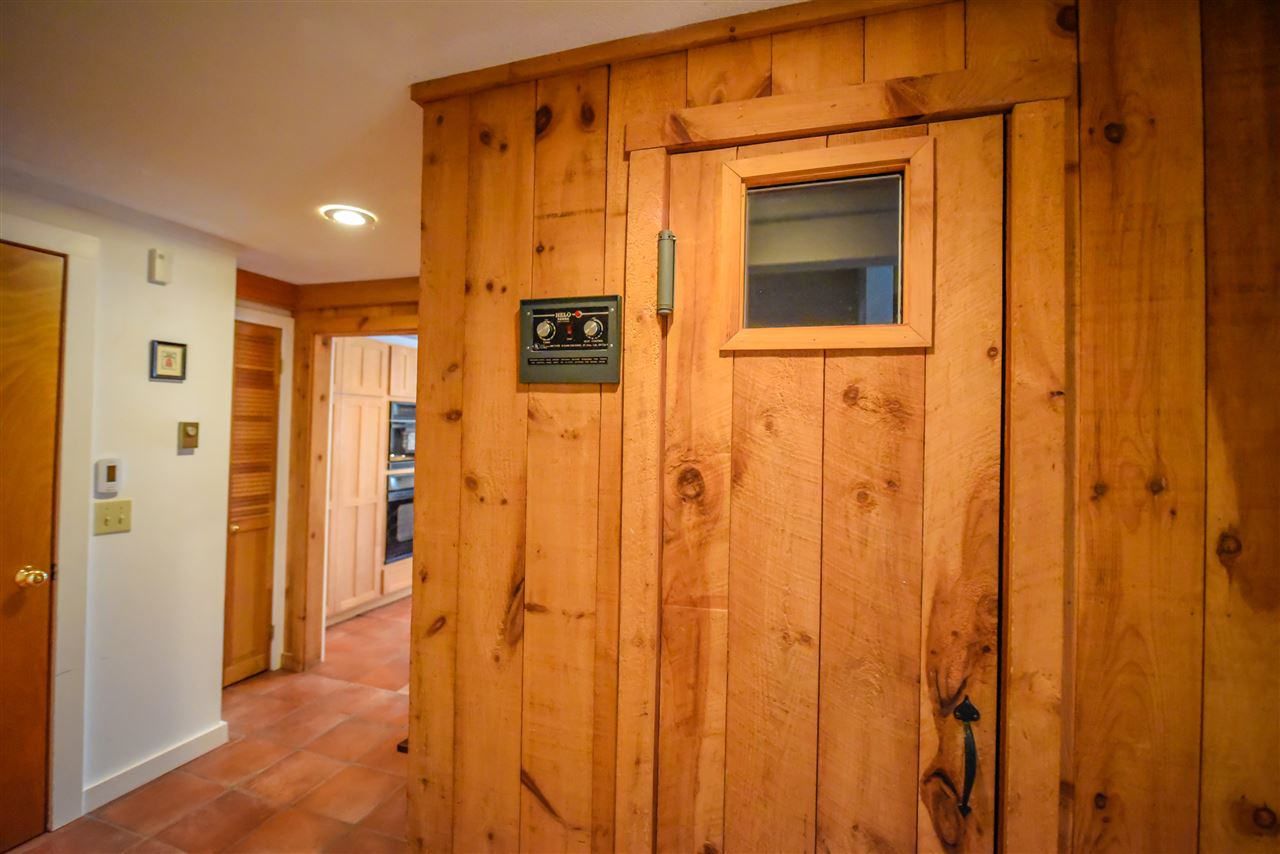 25 C Upper Handle Road, Unit C West Dover, VT 05356 - Photo 7 of 18 Gallery Image 7