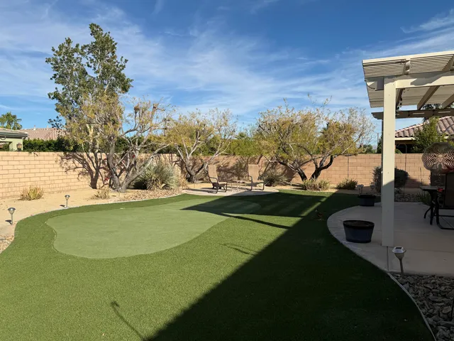 $675,000 | 74098 Imperial Court West, Palm Desert, CA 92211