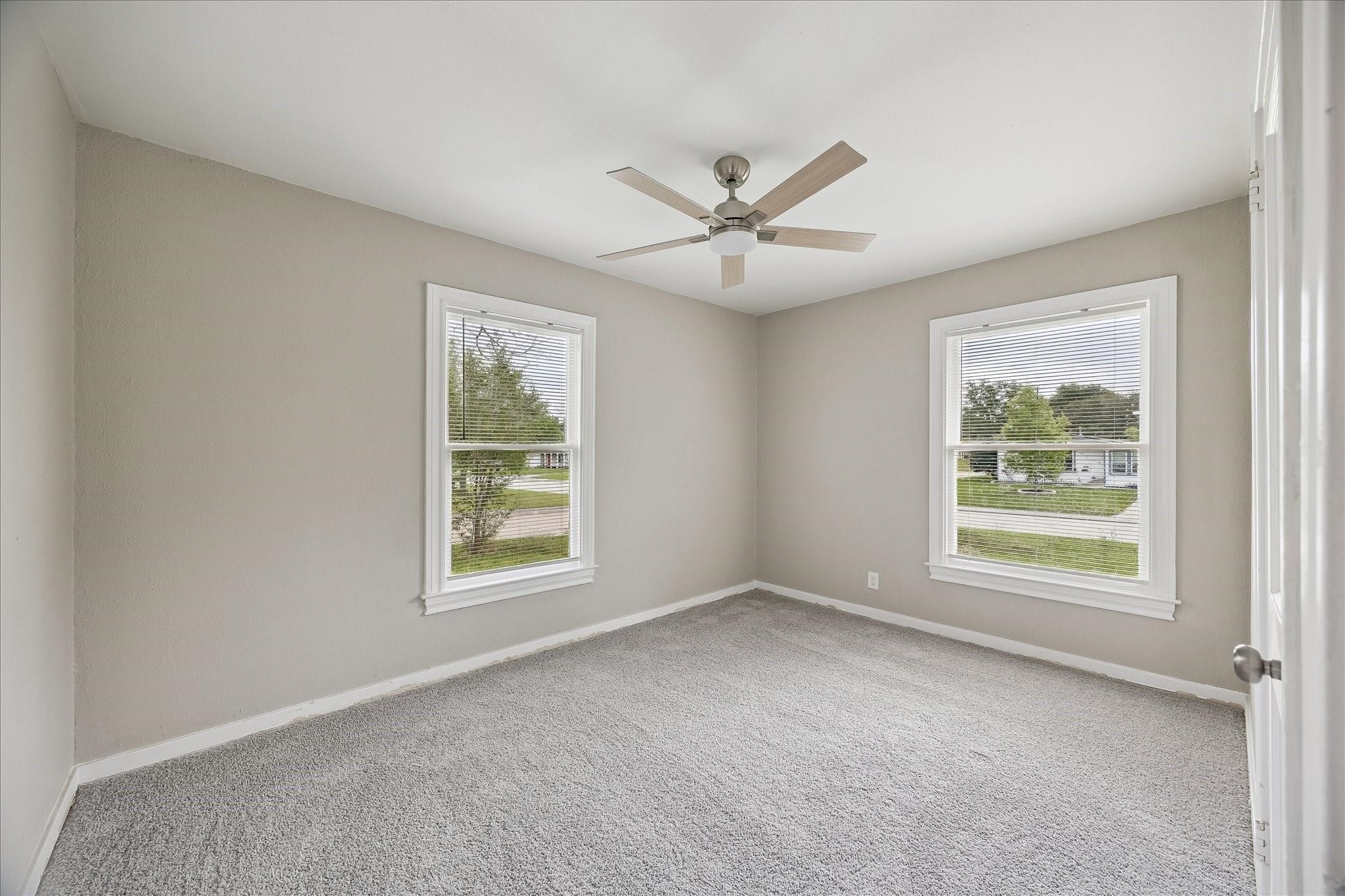 613 Winding Way Street Lake Jackson, TX 77566 - Photo 7 of 11