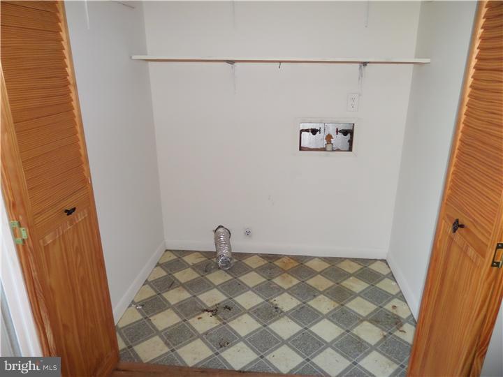 78 Eaton Road Pennsville, NJ 08070 - Photo 7 of 13 Laundry Room