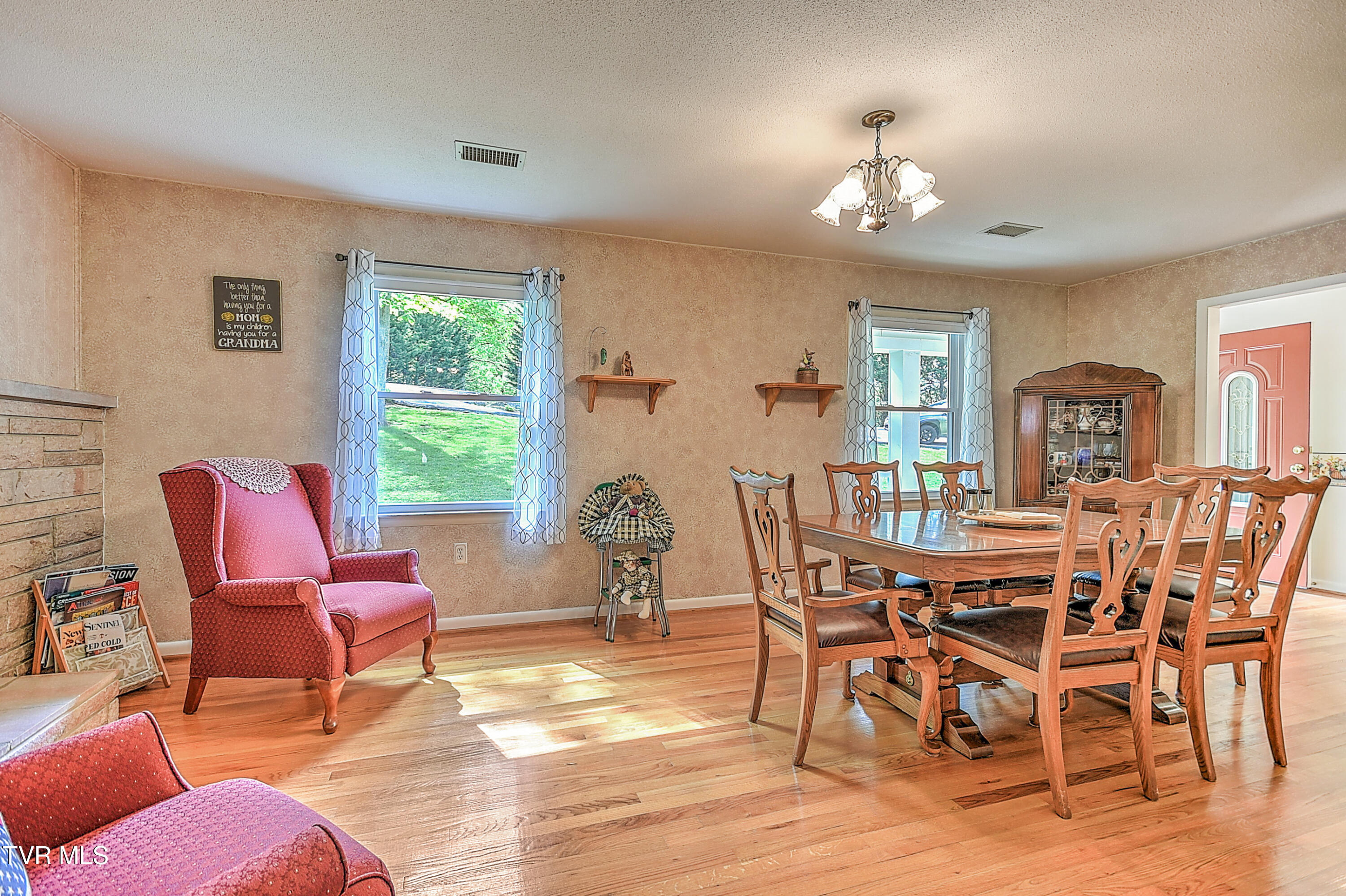 612 Colonial Heights Road Kingsport, TN 37663 - Photo 22 of 51 612 Colonial Heights LG-34