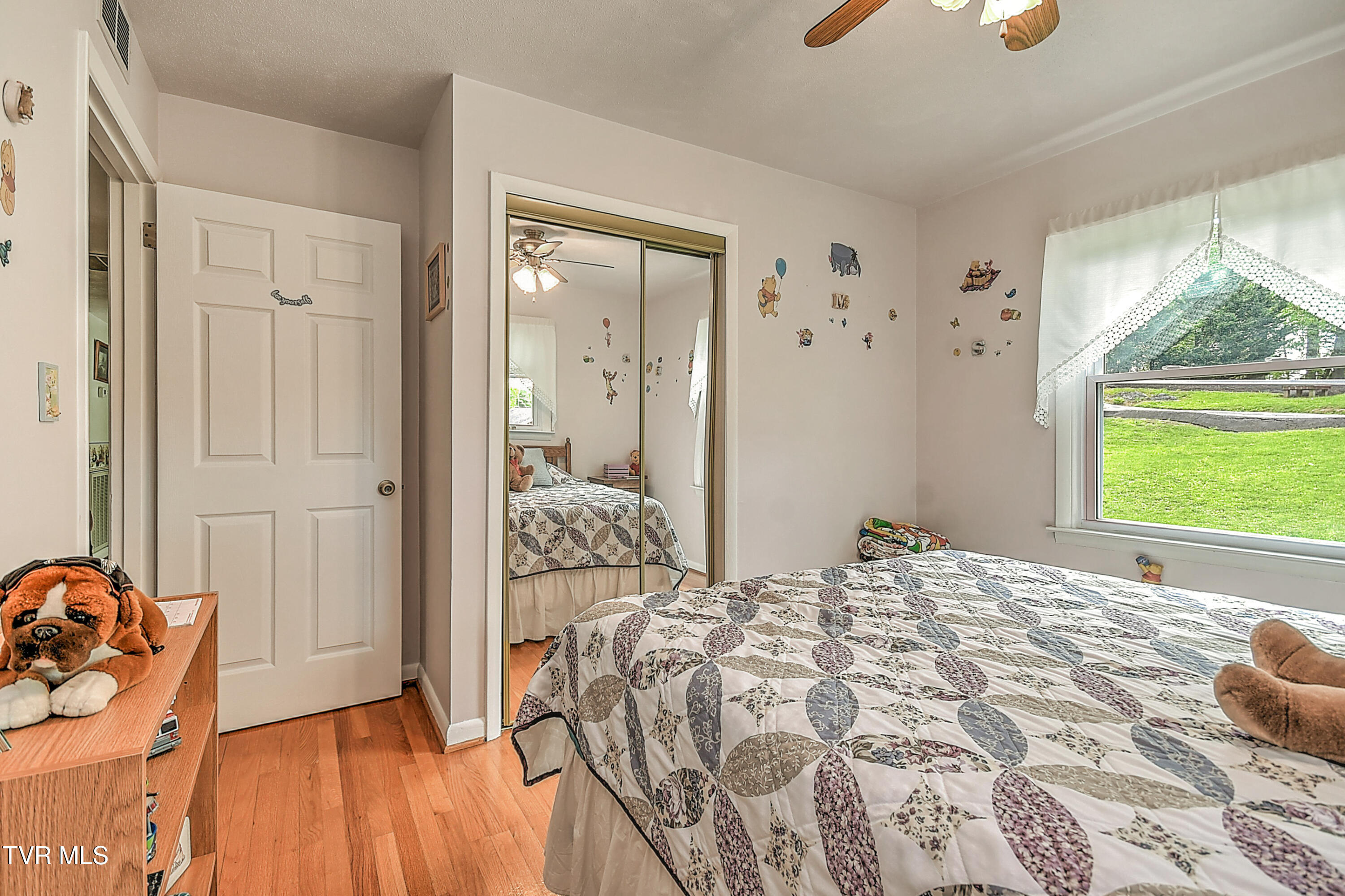 612 Colonial Heights Road Kingsport, TN 37663 - Photo 29 of 51 612 Colonial Heights LG-12