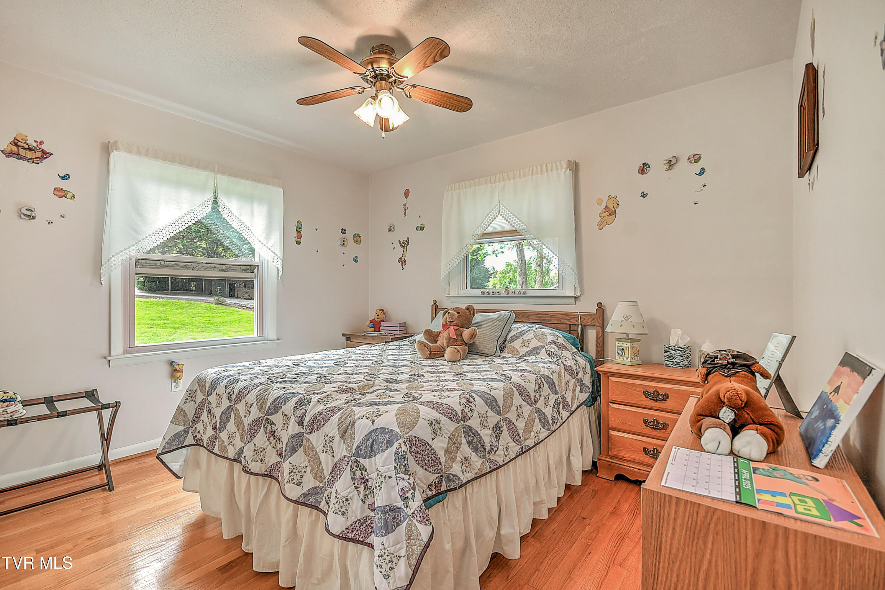 612 Colonial Heights Road Kingsport, TN 37663 - Photo 30 of 51 612 Colonial Heights LG-11