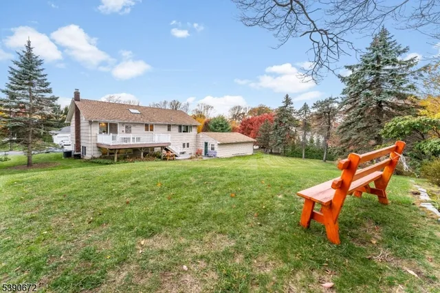 $934,999 | 13 Glutting Place, East Hanover, NJ 07936