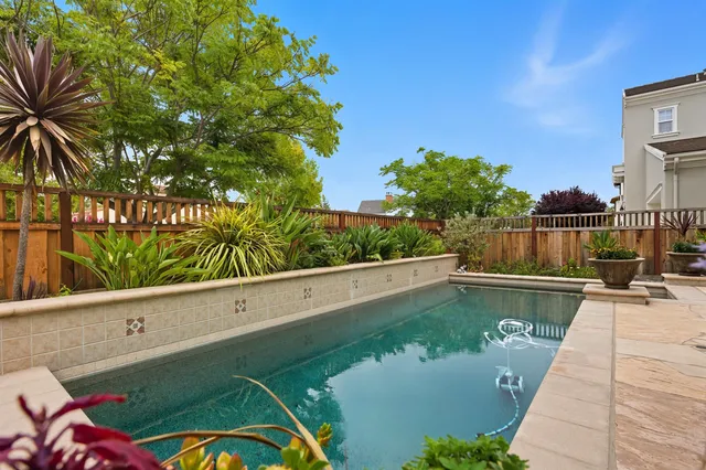 $2,520,000 | 2129 Creekview Place, Danville, CA 94506