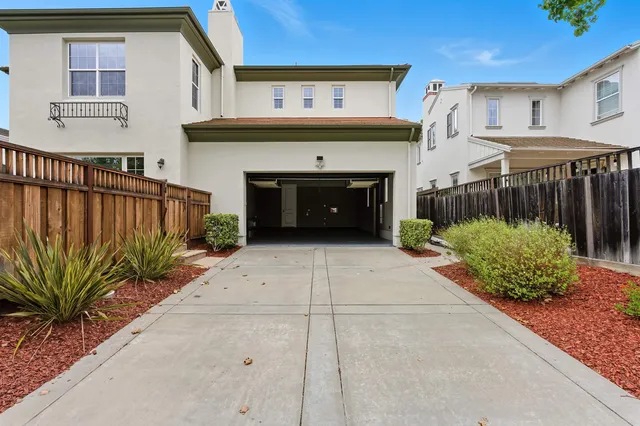 $2,520,000 | 2129 Creekview Place, Danville, CA 94506