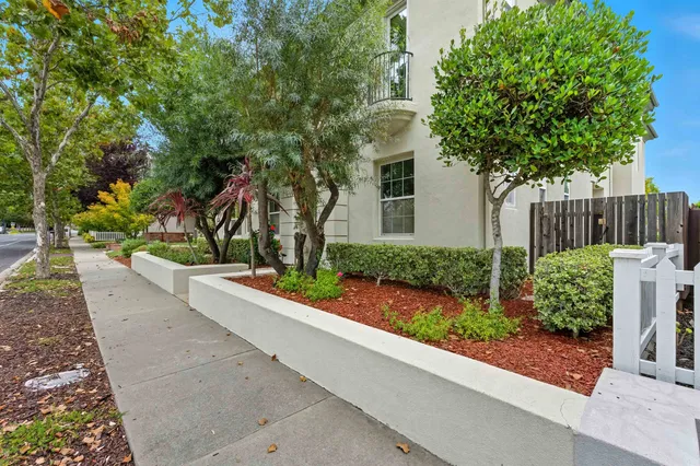 $2,520,000 | 2129 Creekview Place, Danville, CA 94506