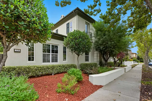 $2,520,000 | 2129 Creekview Place, Danville, CA 94506