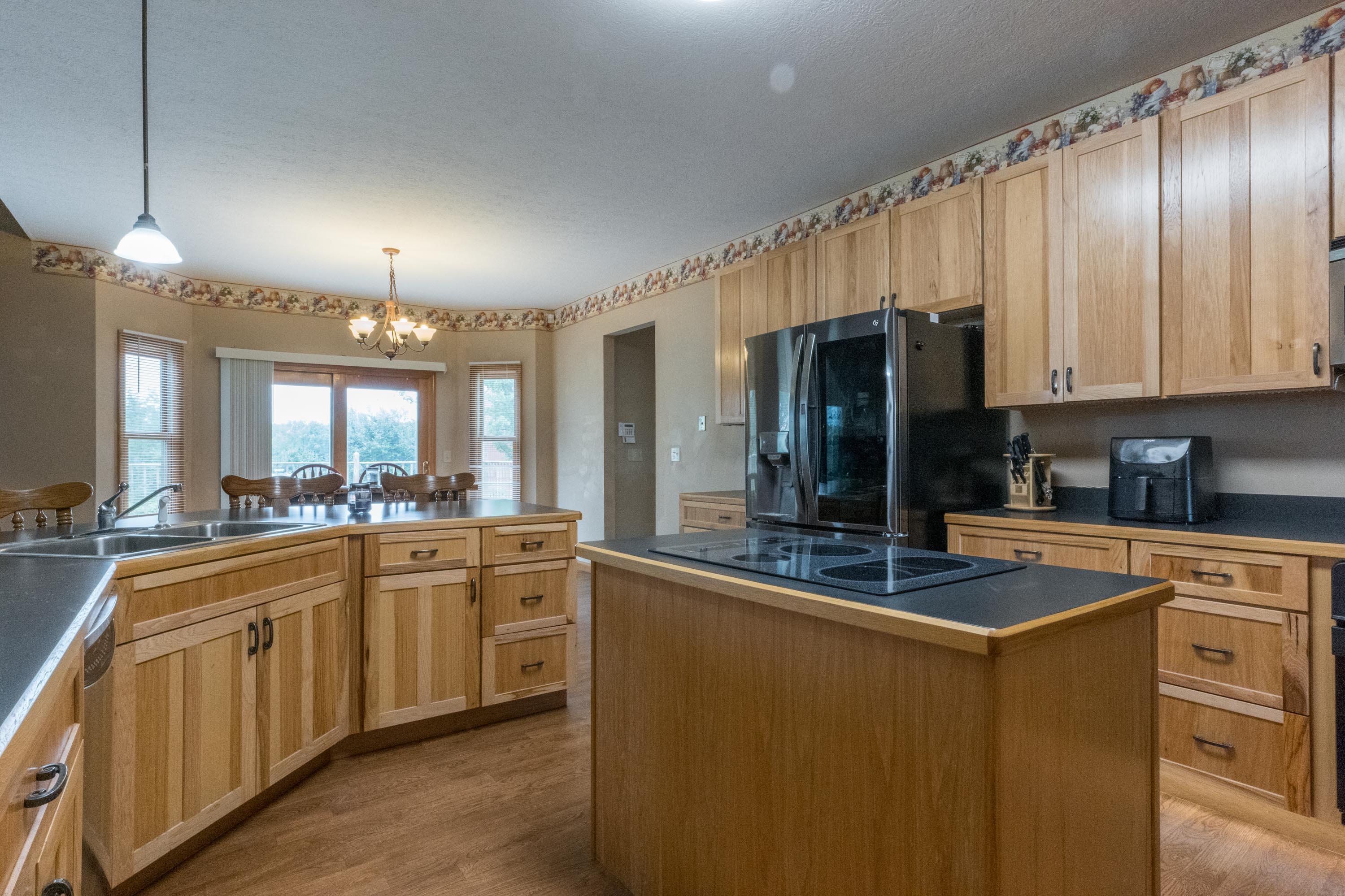 4640 Winchester Southern Road Circleville, OH 43113 - Photo 20 of 69 Kitchen