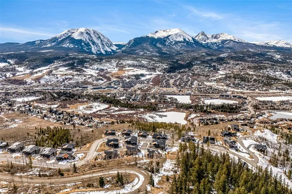 a picture of floor plan