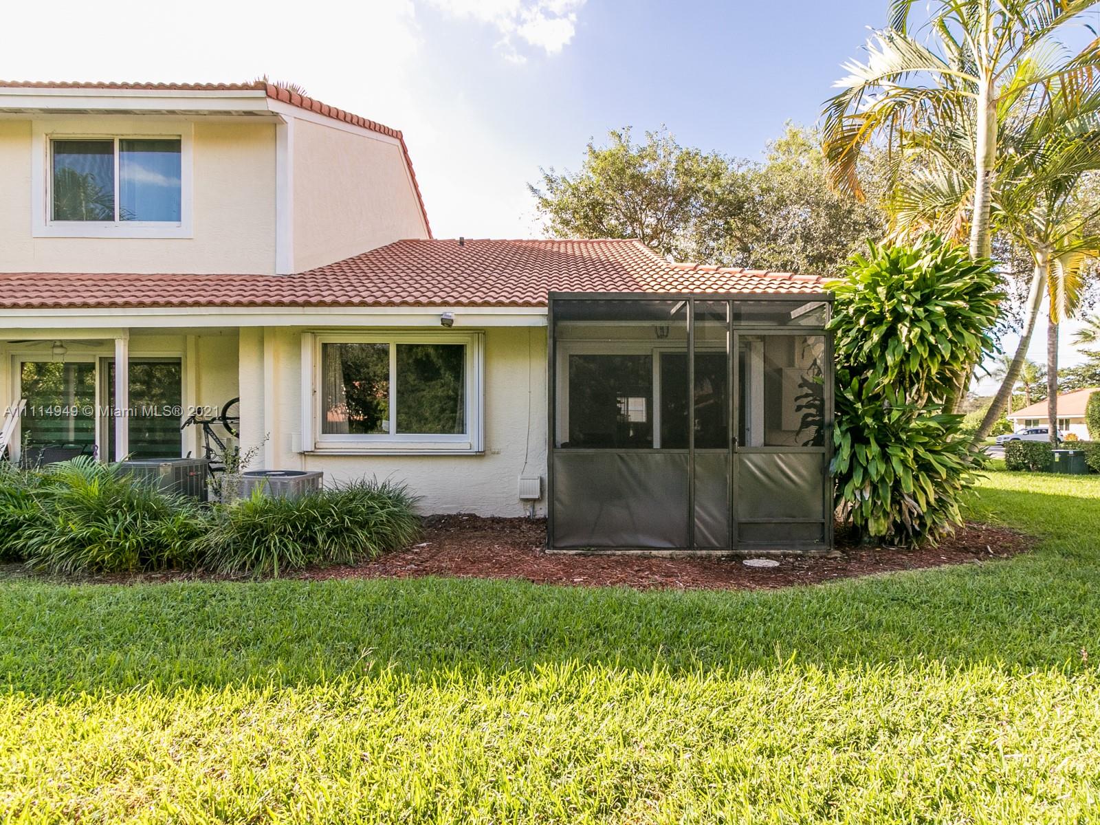 6361 Walk Circle, Unit 6361 Boca Raton, FL 33433 - Photo 6 of 42 Gallery Image 6
