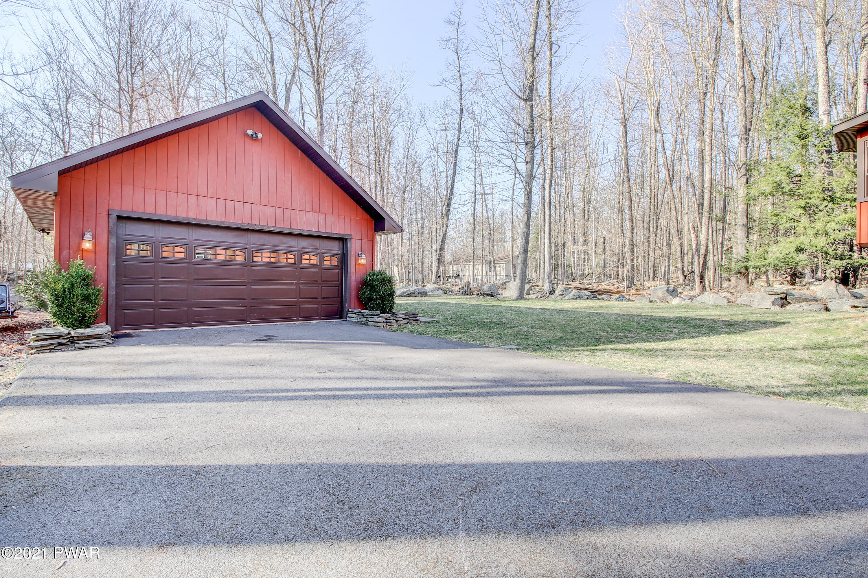 29 Cliffwood Road Lake Ariel, PA 18436 - Photo 2 of 41