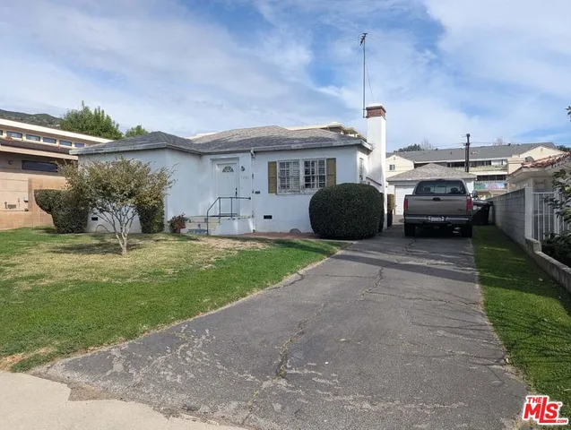 $1,200,000 | 1230 Dorothy Drive, Glendale, CA 91202