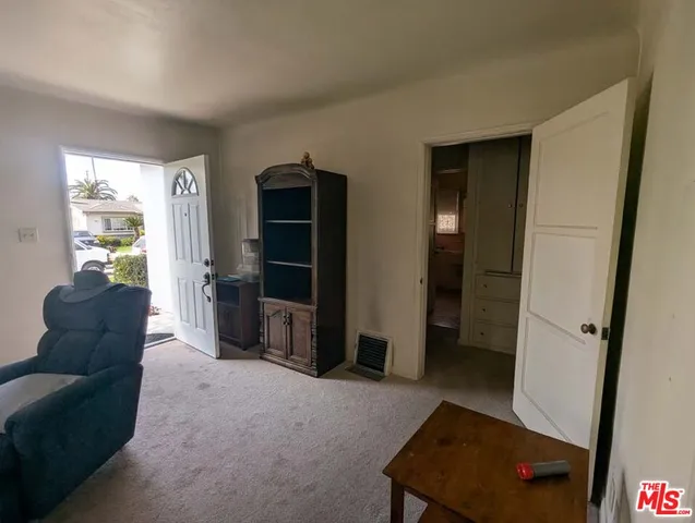 $1,200,000 | 1230 Dorothy Drive, Glendale, CA 91202