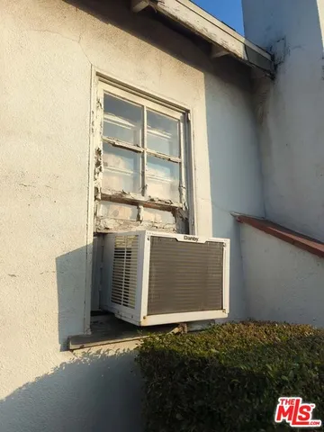 $1,200,000 | 1230 Dorothy Drive, Glendale, CA 91202