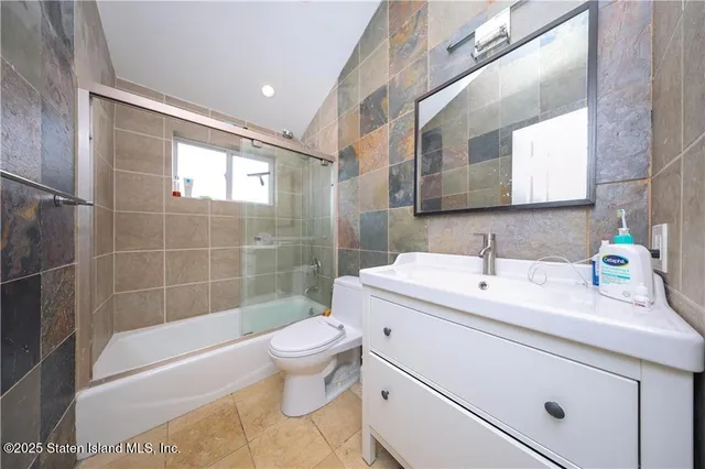 $1,180,000 | 46 Lewiston Street | New Springville