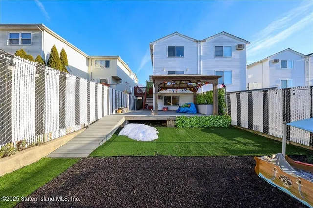 $1,180,000 | 46 Lewiston Street | New Springville